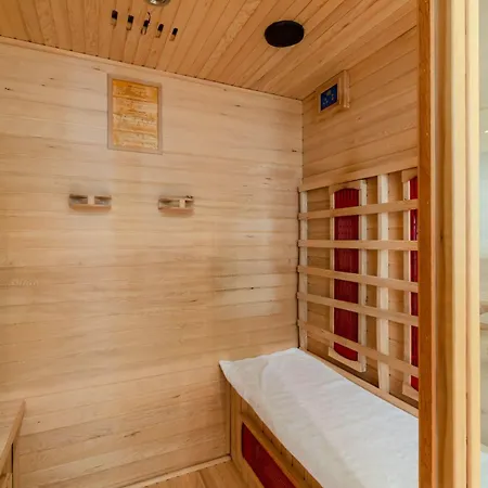 Hotiday Collection - Mediterranee 호텔