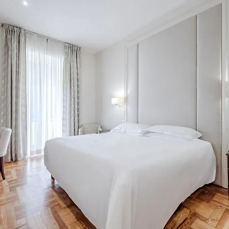 Hotiday Collection - Mediterranee Szálloda 4*