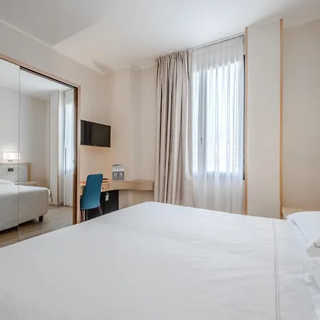 호텔 Hotiday Collection - Mediterranee 4*