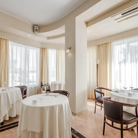 Szálloda Hotiday Collection - Mediterranee 4*