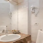 Hotiday Collection - Mediterranee 4* アラッシオ
