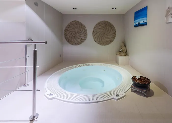 Hotiday Collection - Mediterranee Hotell Alassio