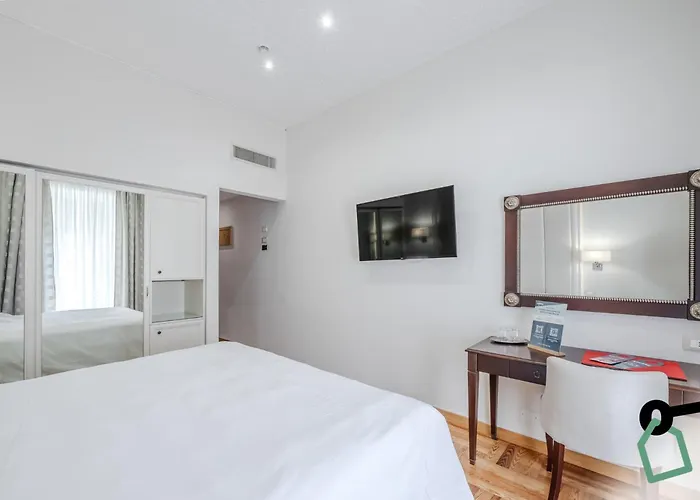 Hotiday Collection - Mediterranee Hotell 4*