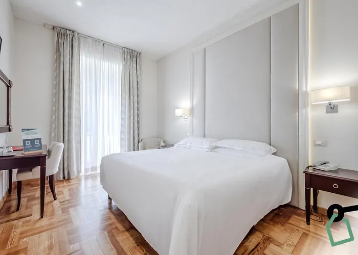 Hotiday Collection - Mediterranee Hotell 4*