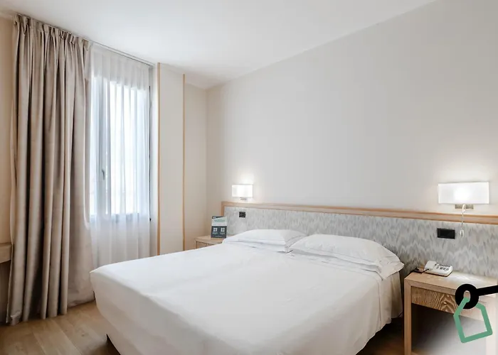 Hotiday Collection - Mediterranee Отель 4*