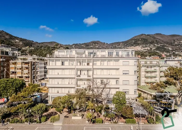 Hotiday Collection - Mediterranee Hotell Alassio