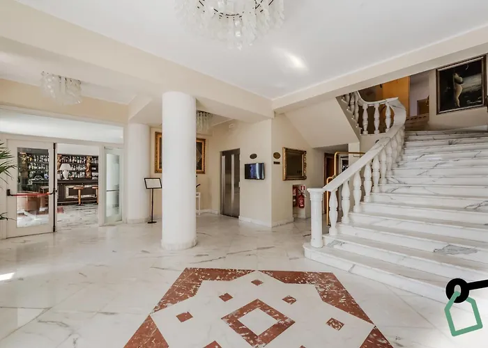 Hotiday Collection - Mediterranee Hotell 4*